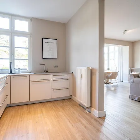 Brunnenstrasse, App 2 *