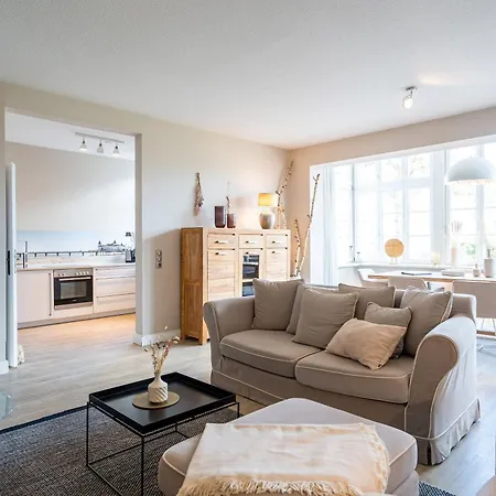 Brunnenstrasse, App 2 *