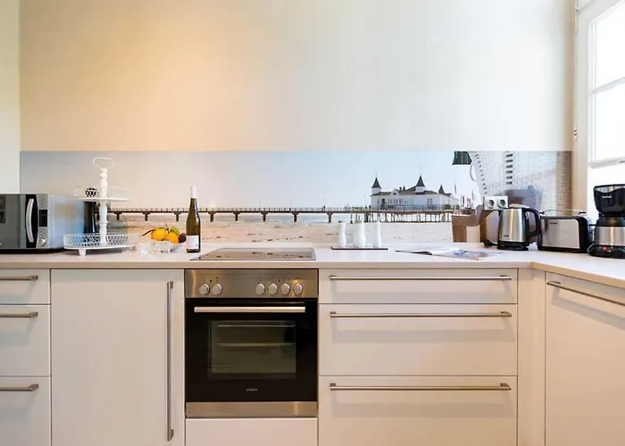 Brunnenstraße, App 2 *